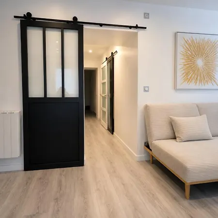 Design-centre Historique-climatisation-wi-fi Fibre-lit 160 Cm Appartement Béziers
