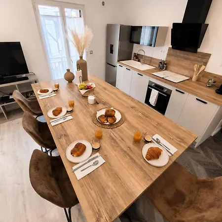 Apartment Design-centre Historique-climatisation-wi-fi Fibre-lit 160 Cm *