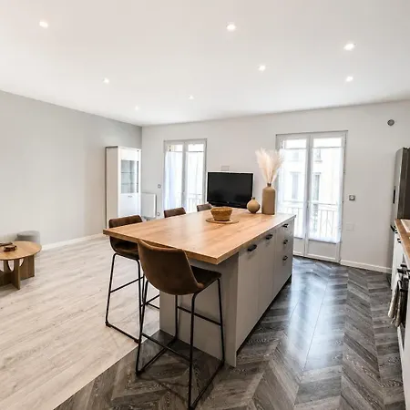 Design-centre Historique-climatisation-wi-fi Fibre-lit 160 Cm Apartment Beziers