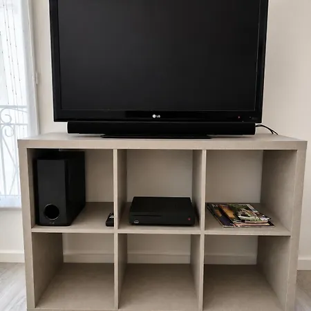 Design-centre Historique-climatisation-wi-fi Fibre-lit 160 Cm Beziers
